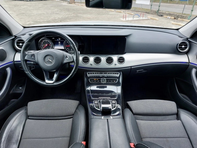 Mercedes-Benz E 220 d AVANTGARDE, снимка 6 - Автомобили и джипове - 43760470