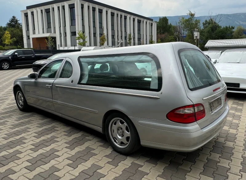 Mercedes-Benz E 270 CDI, Катафалка, снимка 12 - Автомобили и джипове - 47212819