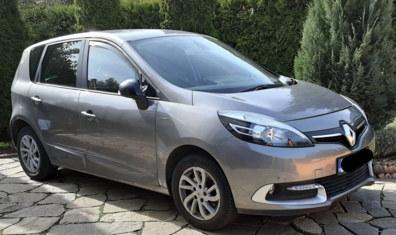 Renault Scenic, снимка 1 - Автомобили и джипове - 48013083