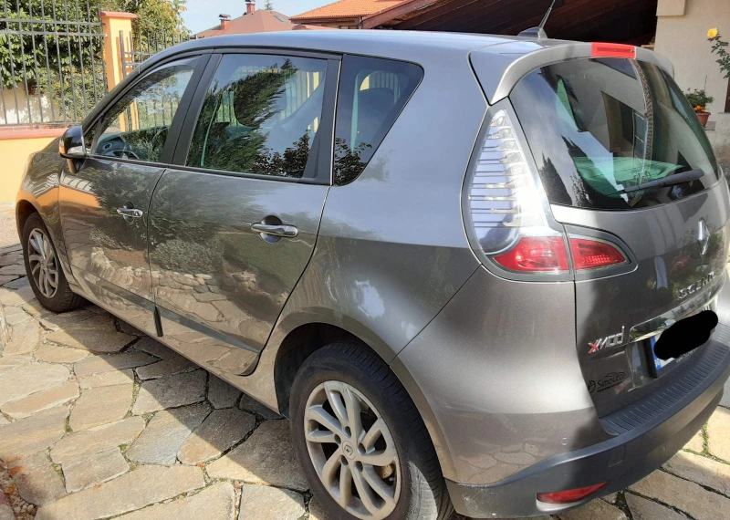 Renault Scenic, снимка 3 - Автомобили и джипове - 48595299