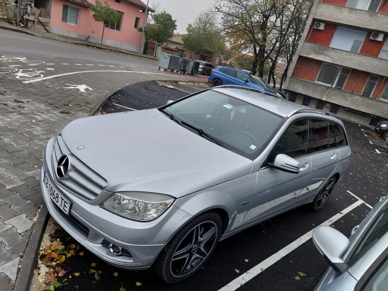 Mercedes-Benz C 220, снимка 2 - Автомобили и джипове - 48542174