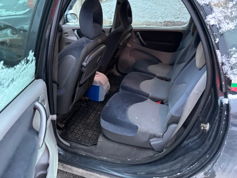 Citroen Xsara picasso 2.0HDI 90к.с, снимка 9 - Автомобили и джипове - 49169352