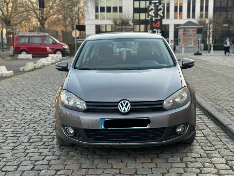 VW Golf 1.6, снимка 14 - Автомобили и джипове - 49546557