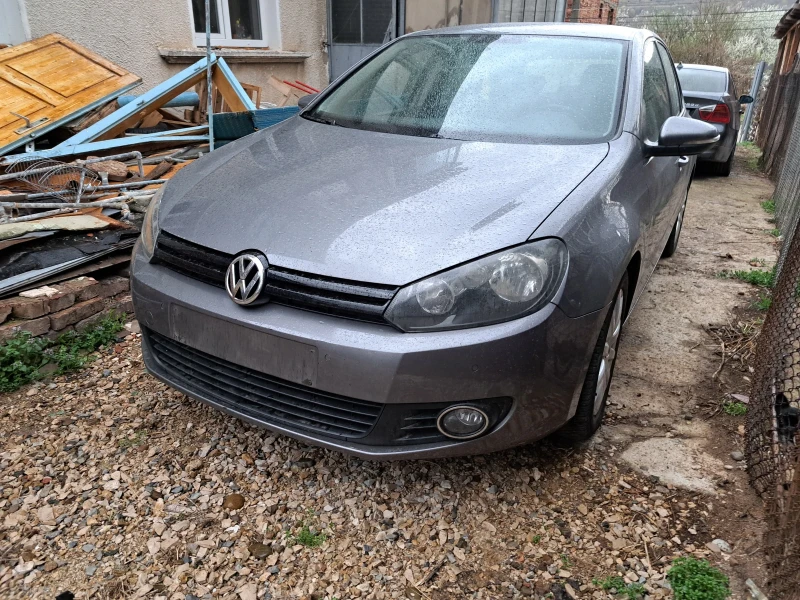 VW Golf 1.6, снимка 8 - Автомобили и джипове - 49546557