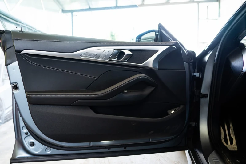 BMW 840 I XDRIVE FULL M PACK КРИСТАЛ ЛИЗИНГ 100%, снимка 9 - Автомобили и джипове - 50198952