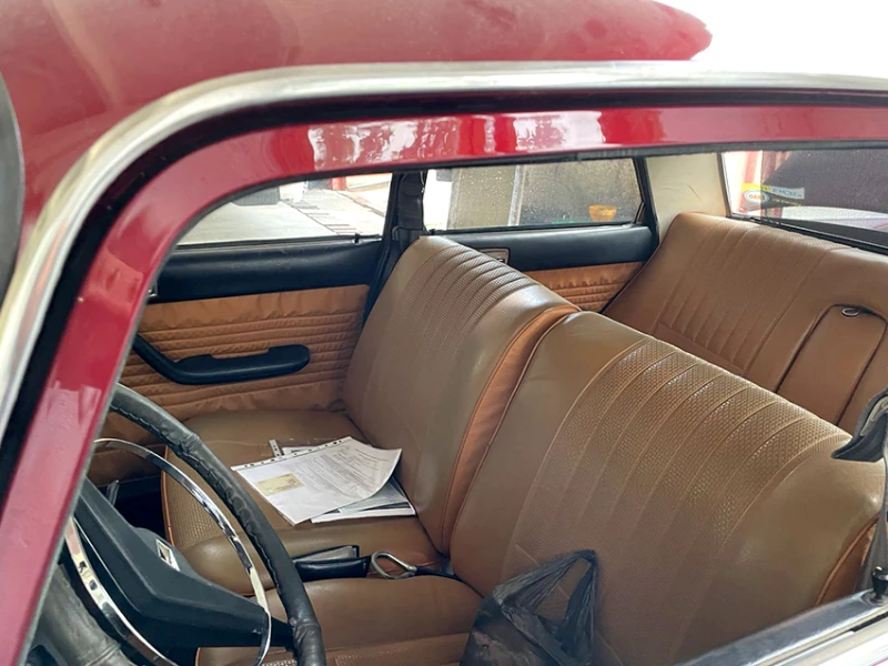 Peugeot 404, снимка 10 - Автомобили и джипове - 52436123