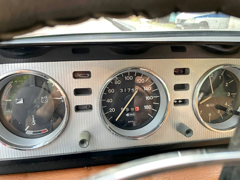 Peugeot 404, снимка 6 - Автомобили и джипове - 52436123