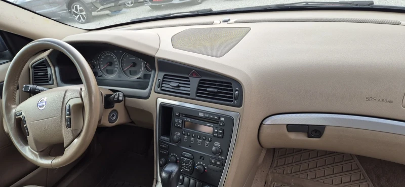 Volvo V70 2.4-140кс.АВТОМАТ, снимка 12 - Автомобили и джипове - 51055511