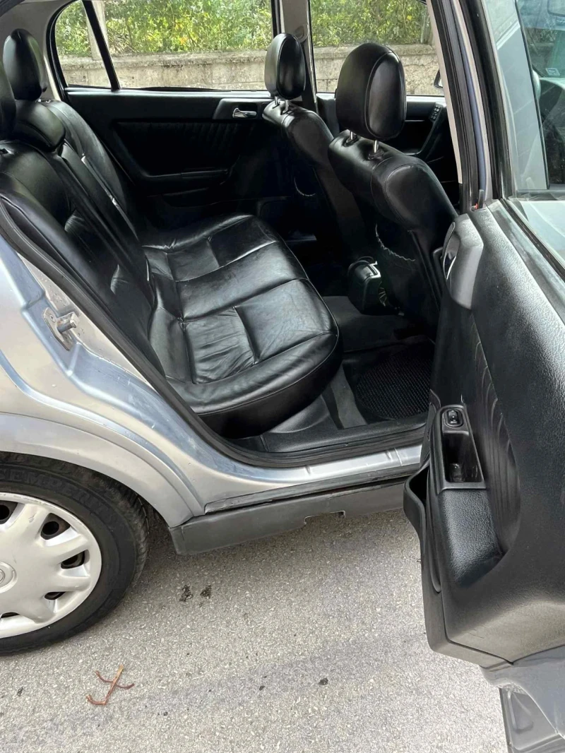 Opel Astra Opel astra 1.8  125 кс  бензин , снимка 7 - Автомобили и джипове - 52019838