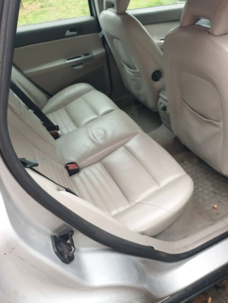 Volvo V50, снимка 4 - Автомобили и джипове - 52543066