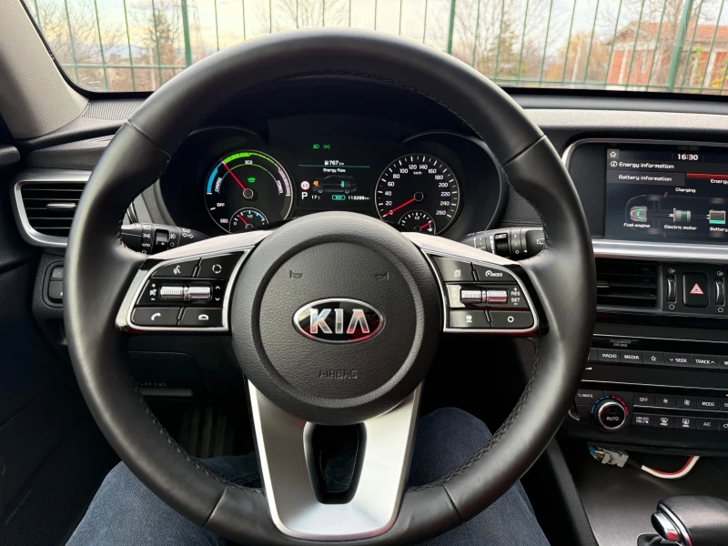 Kia Optima 2.0 Plug-in Hybrid, Premium, снимка 17 - Автомобили и джипове - 52552863