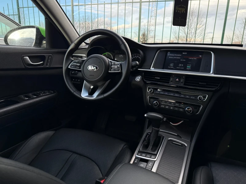 Kia Optima 2.0 Plug-in Hybrid, Premium, снимка 10 - Автомобили и джипове - 52552863