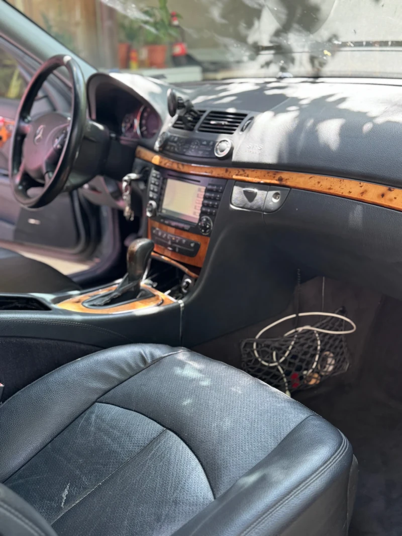 Mercedes-Benz E 350, снимка 7 - Автомобили и джипове - 53111898