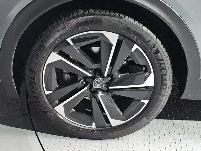 Peugeot 408 1.2 Pure Tech Allure, снимка 5 - Автомобили и джипове - 55831044