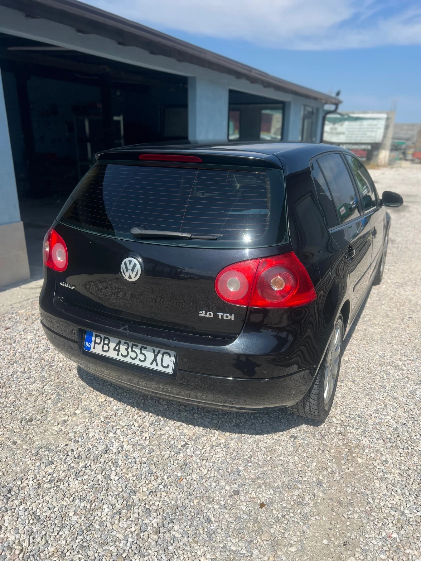 VW Golf 2.0 140  - изображение 9