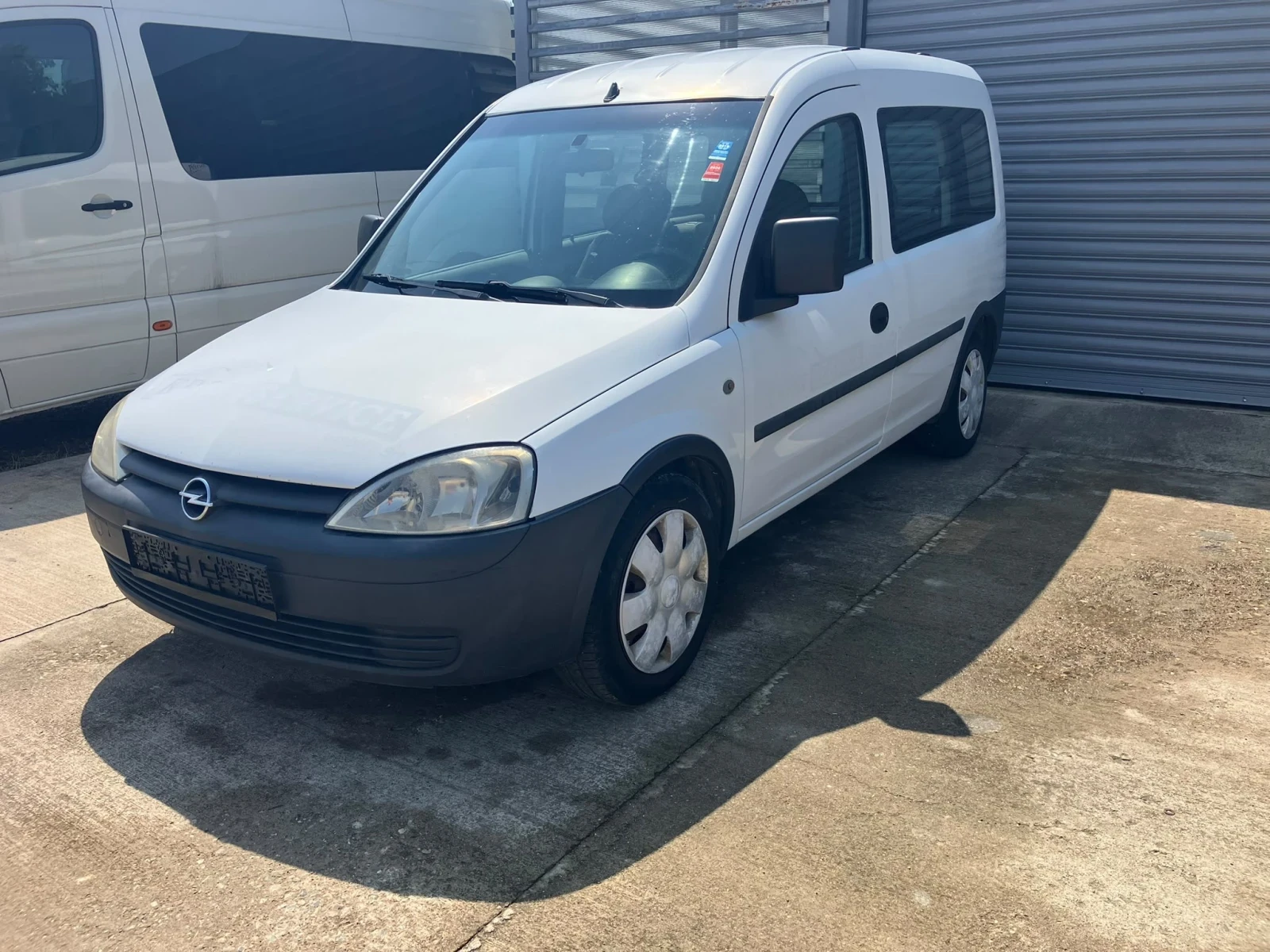 Opel Combo 1.3 CDTI, снимка 2 - Автомобили и джипове - 47564102