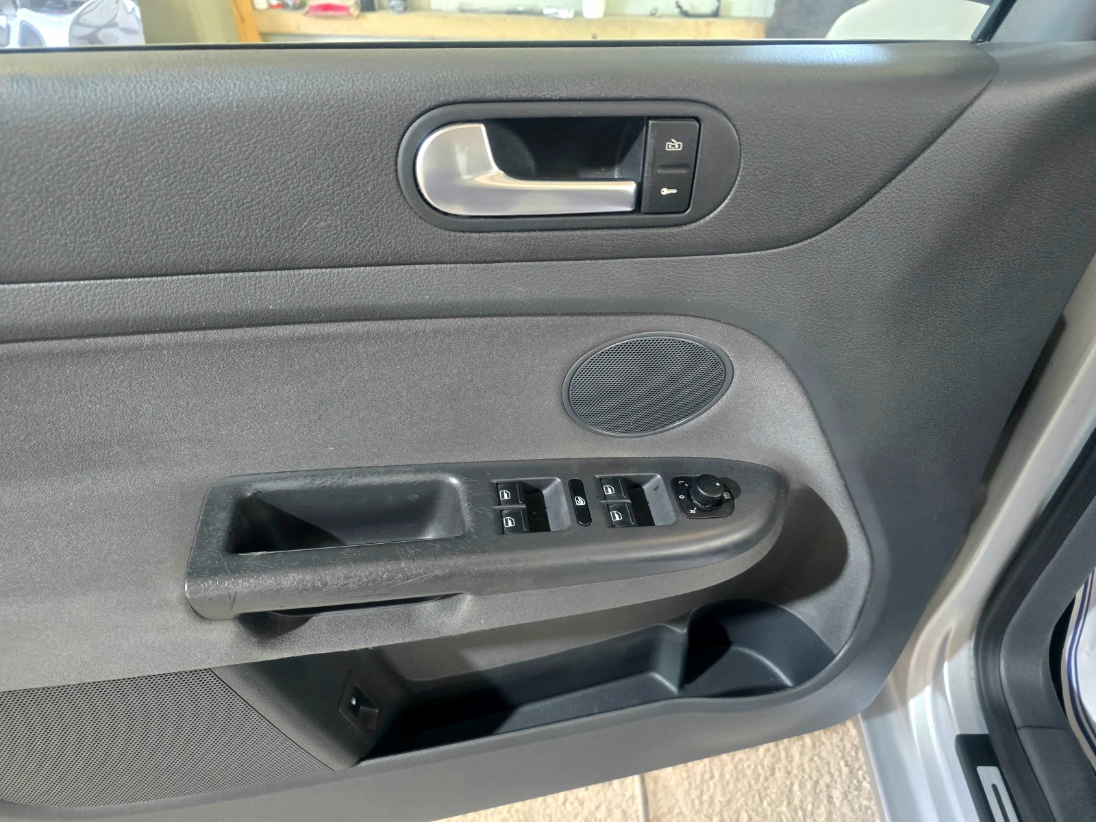 VW Golf Plus ПЕРФЕКТЕН/1.9TDI/105HP - изображение 7