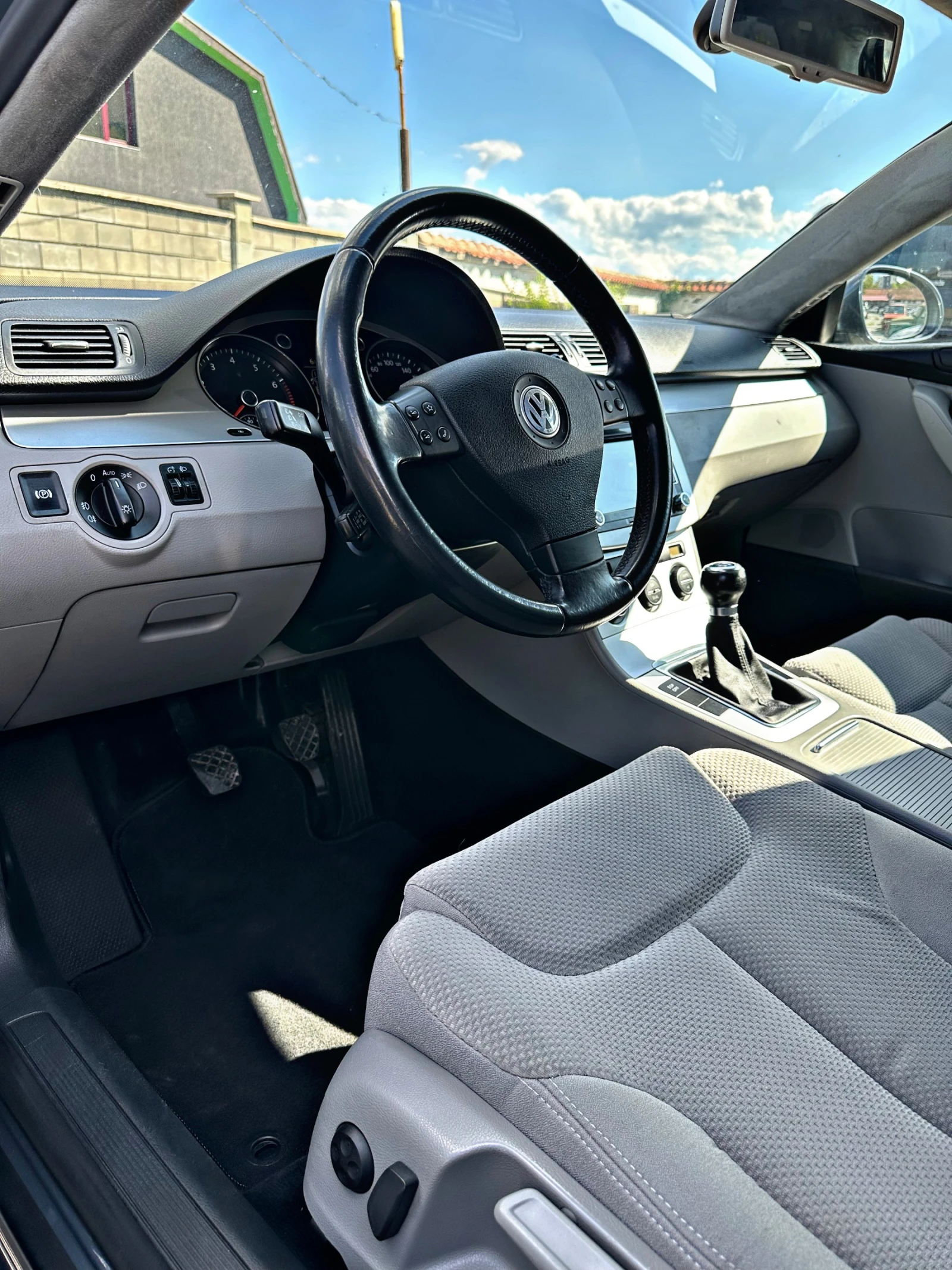 VW Passat 1.8T * 2009г* FACE* NAVI* XENON*  - изображение 9