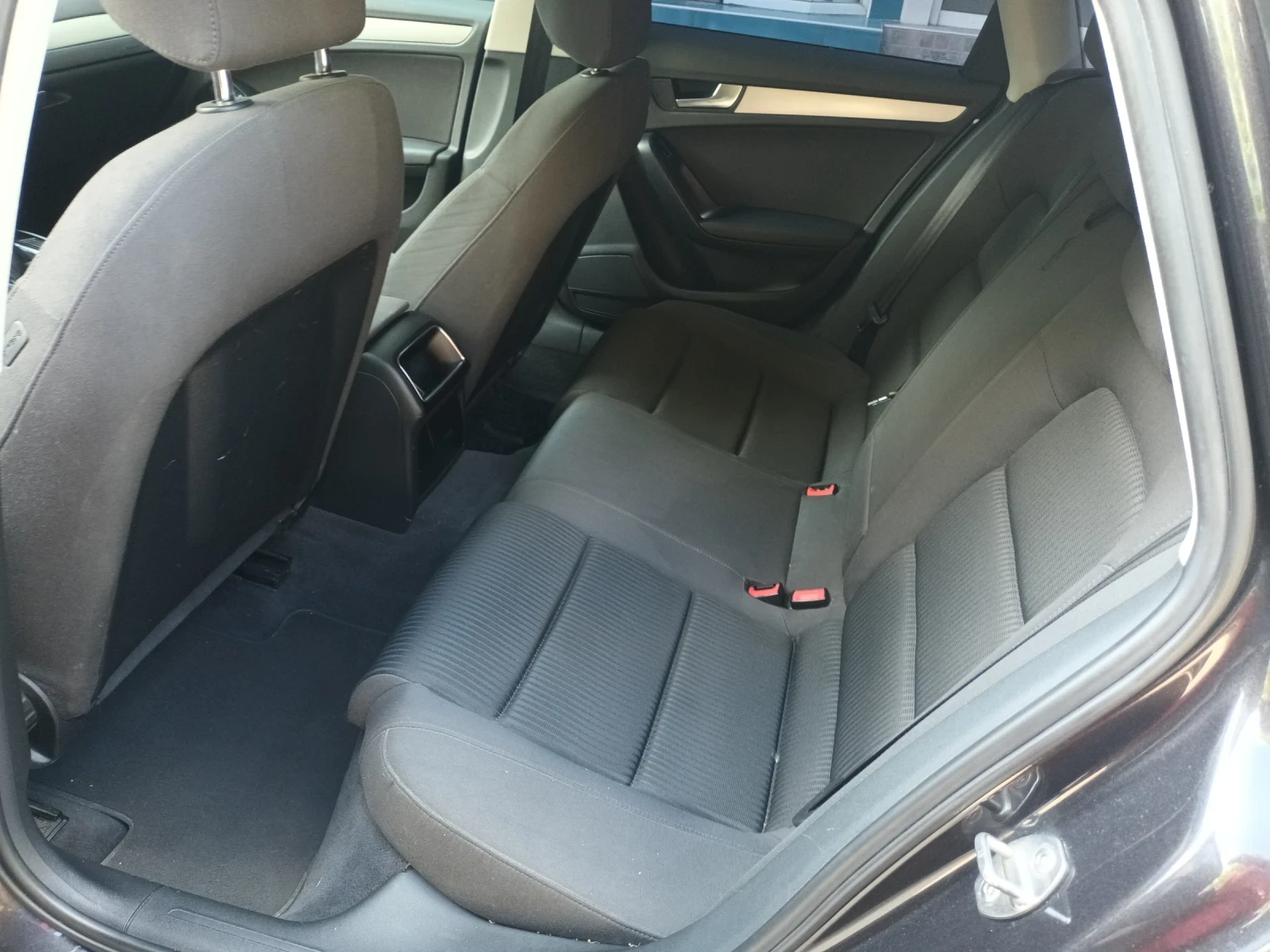 Audi A4 1.8 турбо - изображение 5