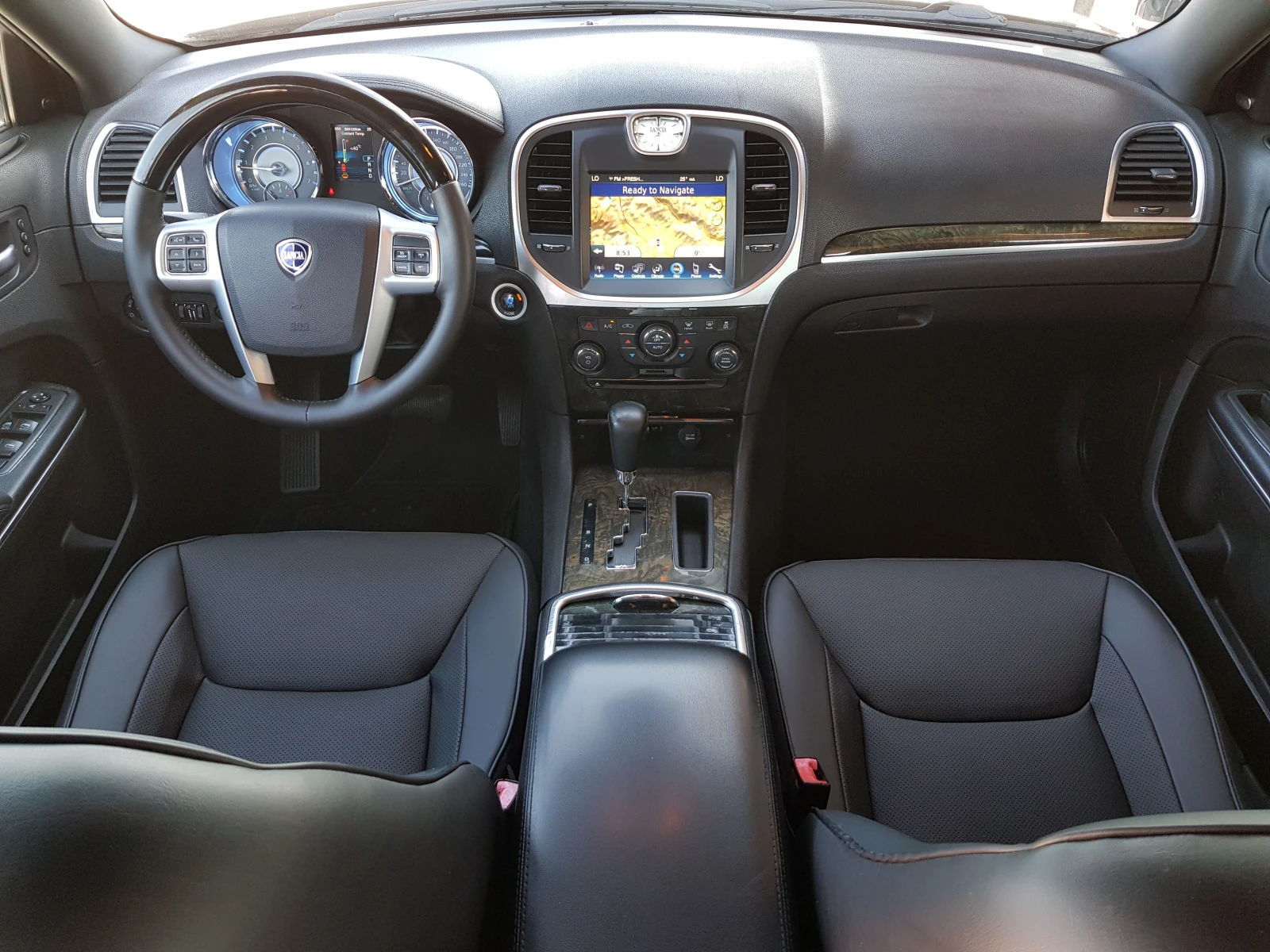 Lancia Thema 3.0 CRD-190 к.с. АВТОМАТИК /08/2012г. ЛИЗИНГ - изображение 10