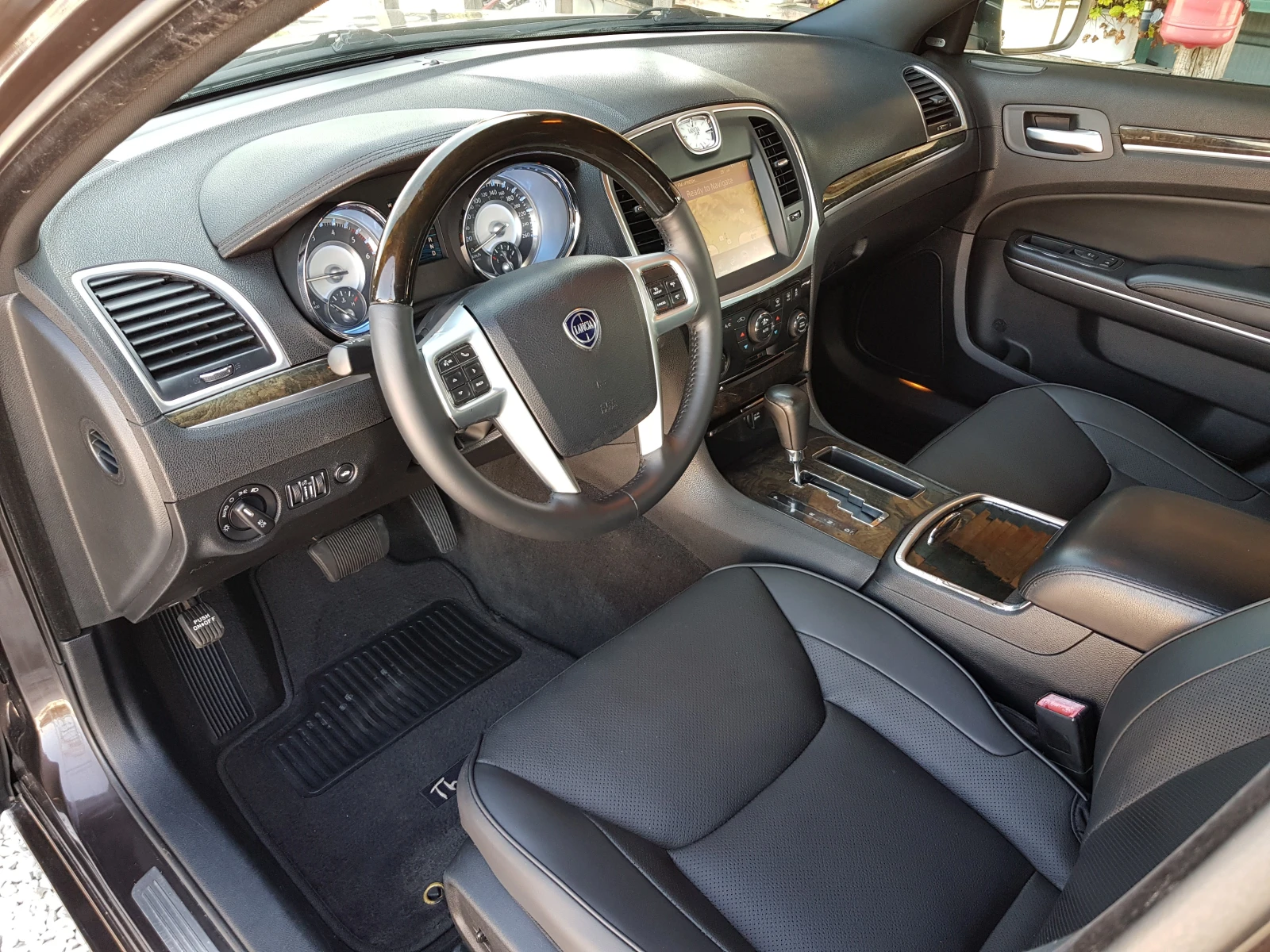 Lancia Thema 3.0 CRD-190 к.с. АВТОМАТИК /08/2012г. ЛИЗИНГ - изображение 9