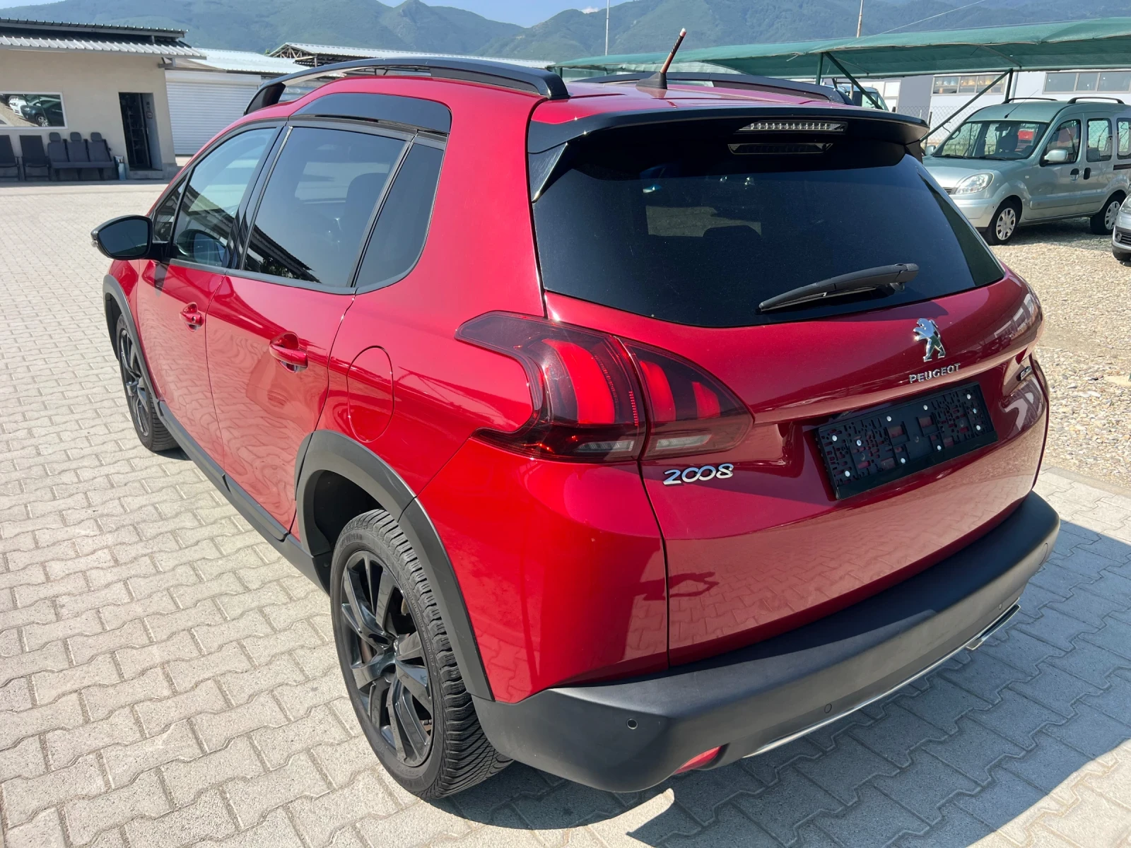 Peugeot 2008 1.6HDi GT-Line Navi Камера Лизинг - изображение 4