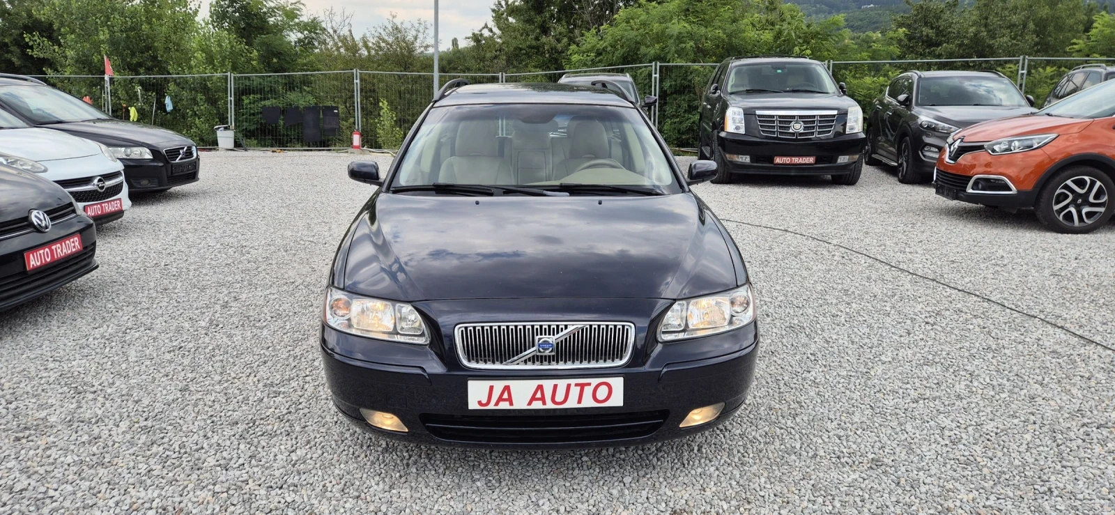 Volvo V70 2.4-140кс.АВТОМАТ - изображение 2