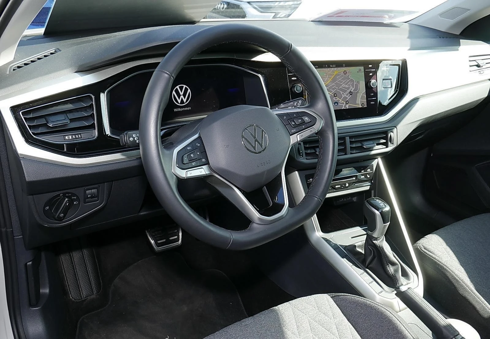 VW Taigo 1.0 TSI* DSG* MOVE* LED* CAMERA*  - изображение 3