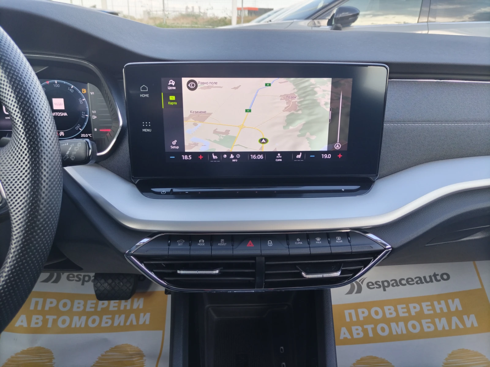 Skoda Octavia 2.0TDI/150к.с Style - изображение 10