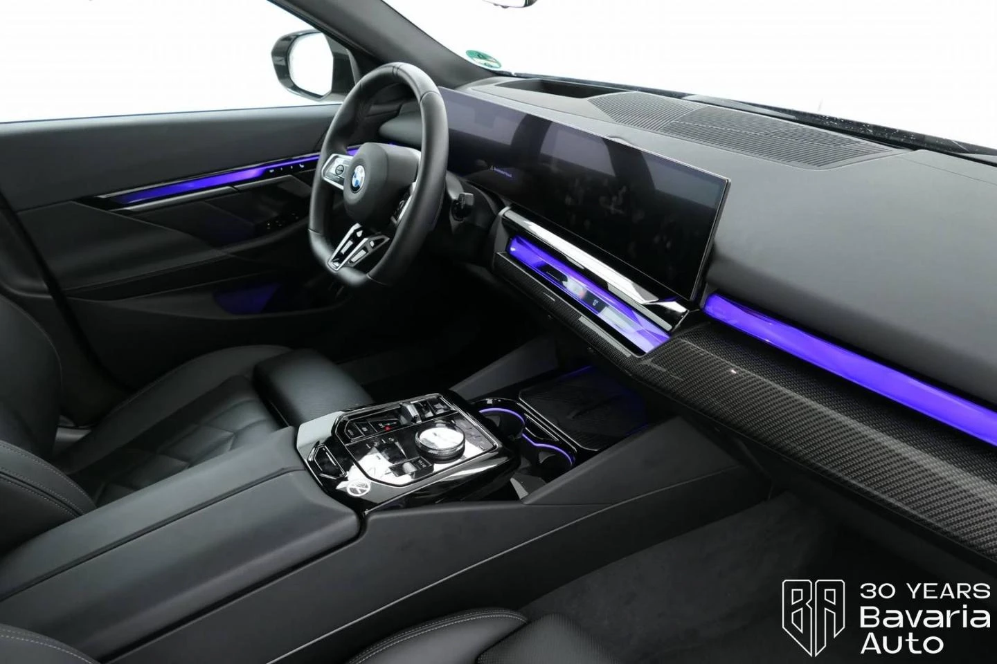 BMW 520 d xDrive Touring M Sport Paket Steptronic - изображение 7