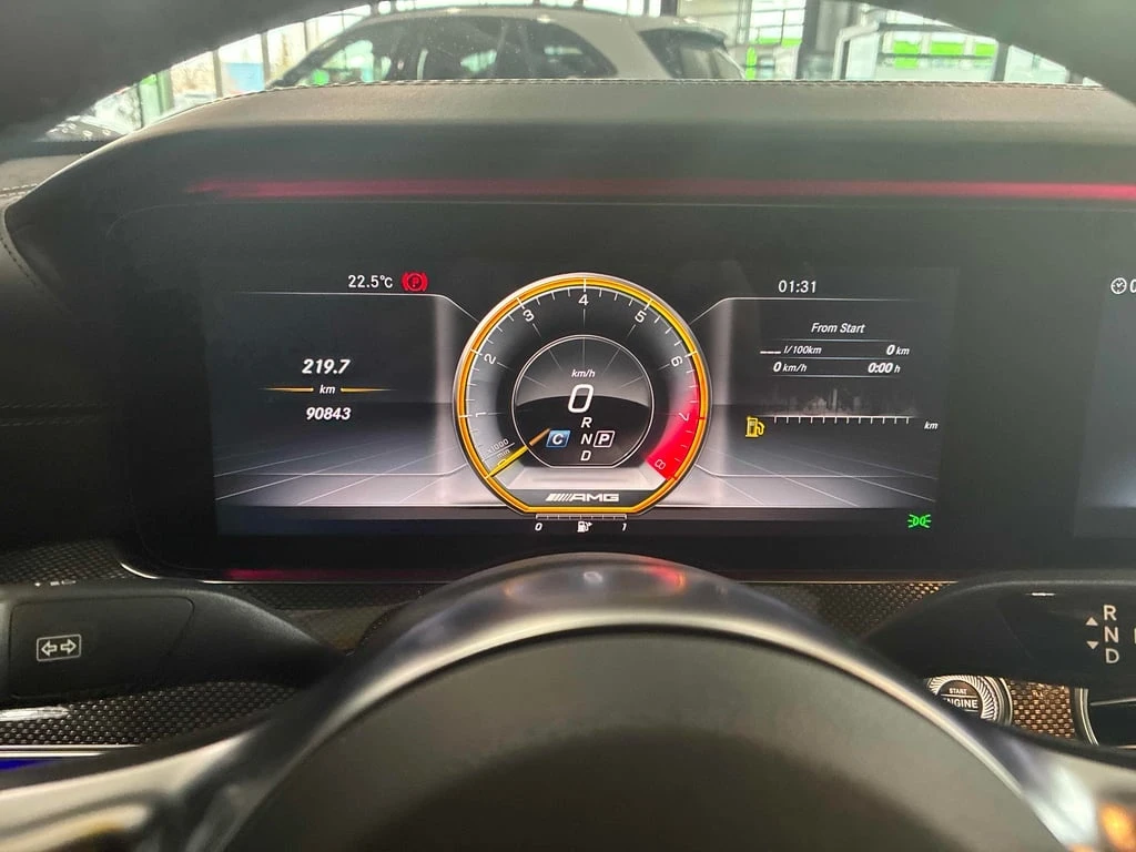 Mercedes-Benz E 63 AMG  S 2020 * CARFAX * БЕЗ ПЪРВОНАЧАЛНА ВНОСКА - изображение 9