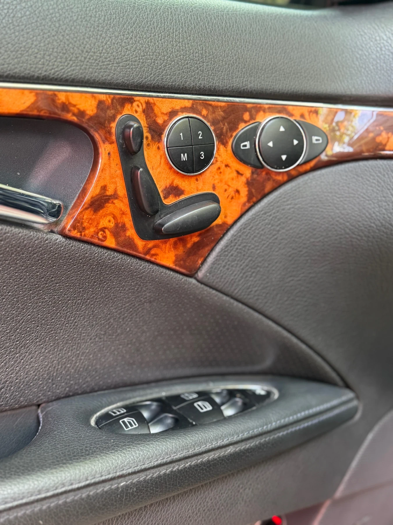 Mercedes-Benz E 350  - изображение 5