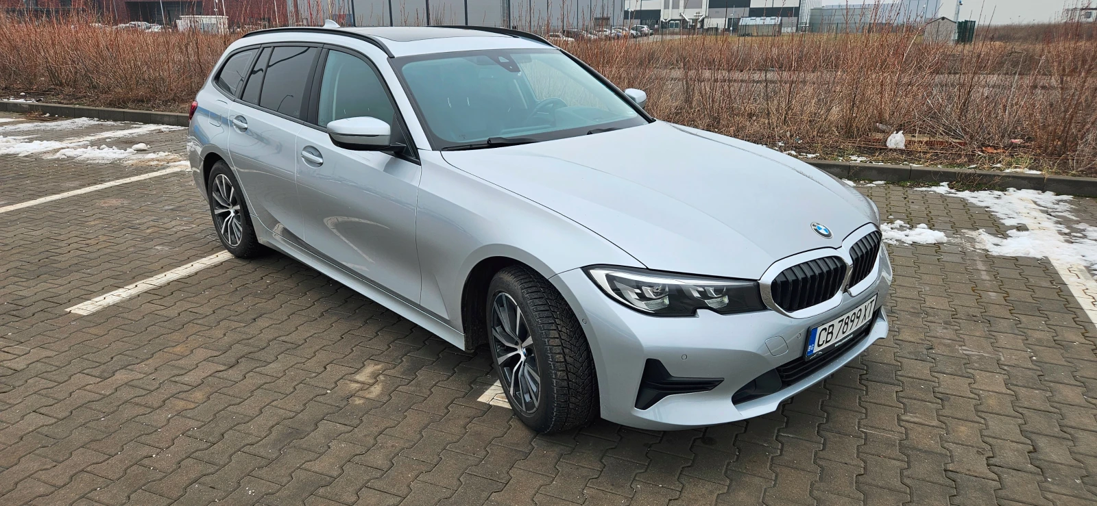 BMW 320 Heads up//Panorama// Harman/Kardon - изображение 3