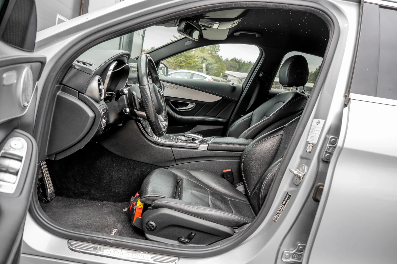 Mercedes-Benz C 220 Напълно обслужена Сервизна история ЛИЗИНГ , снимка 11 - Автомобили и джипове - 53943903