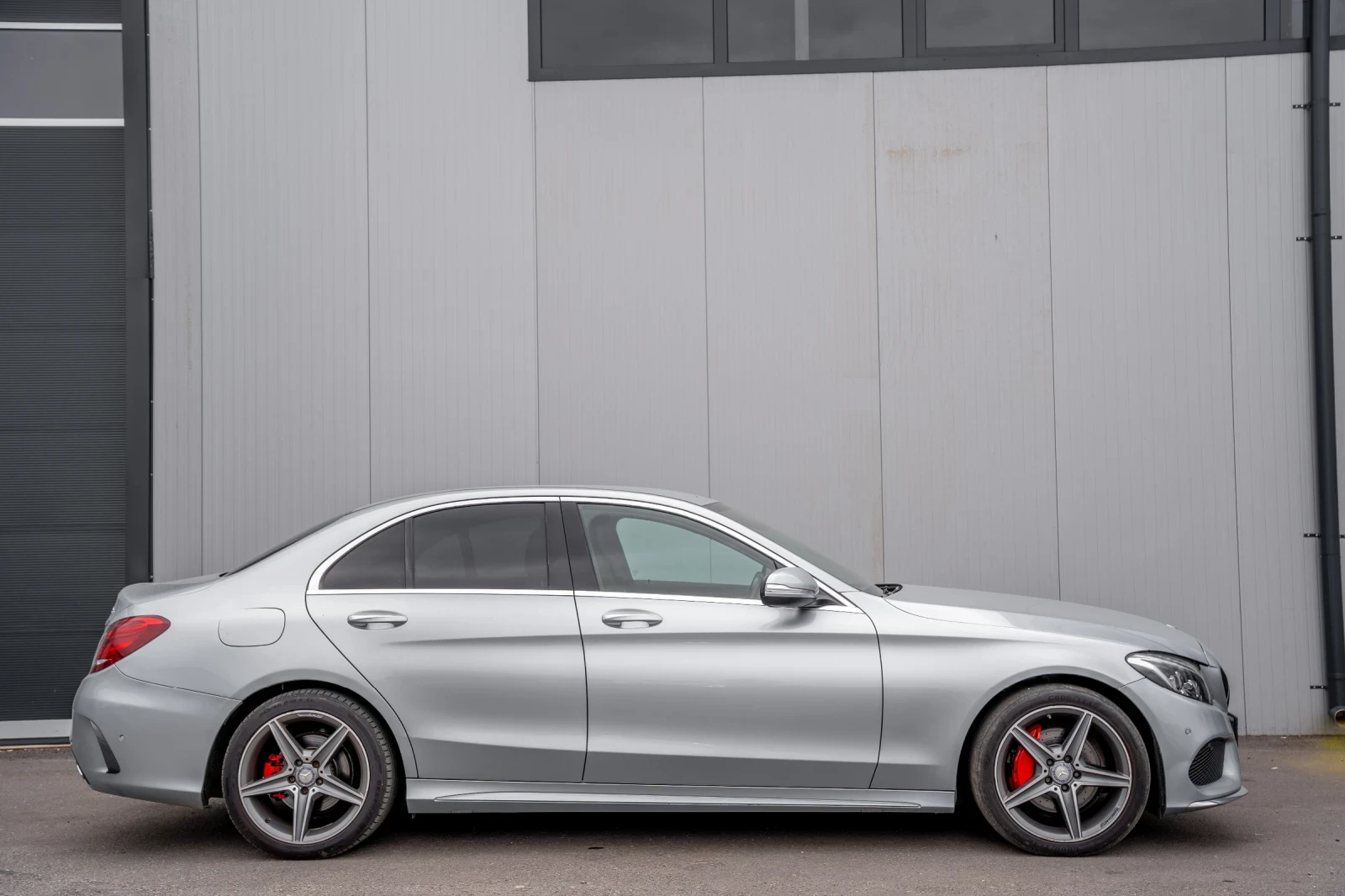 Mercedes-Benz C 220 Напълно обслужена Сервизна история ЛИЗИНГ , снимка 5 - Автомобили и джипове - 53943903