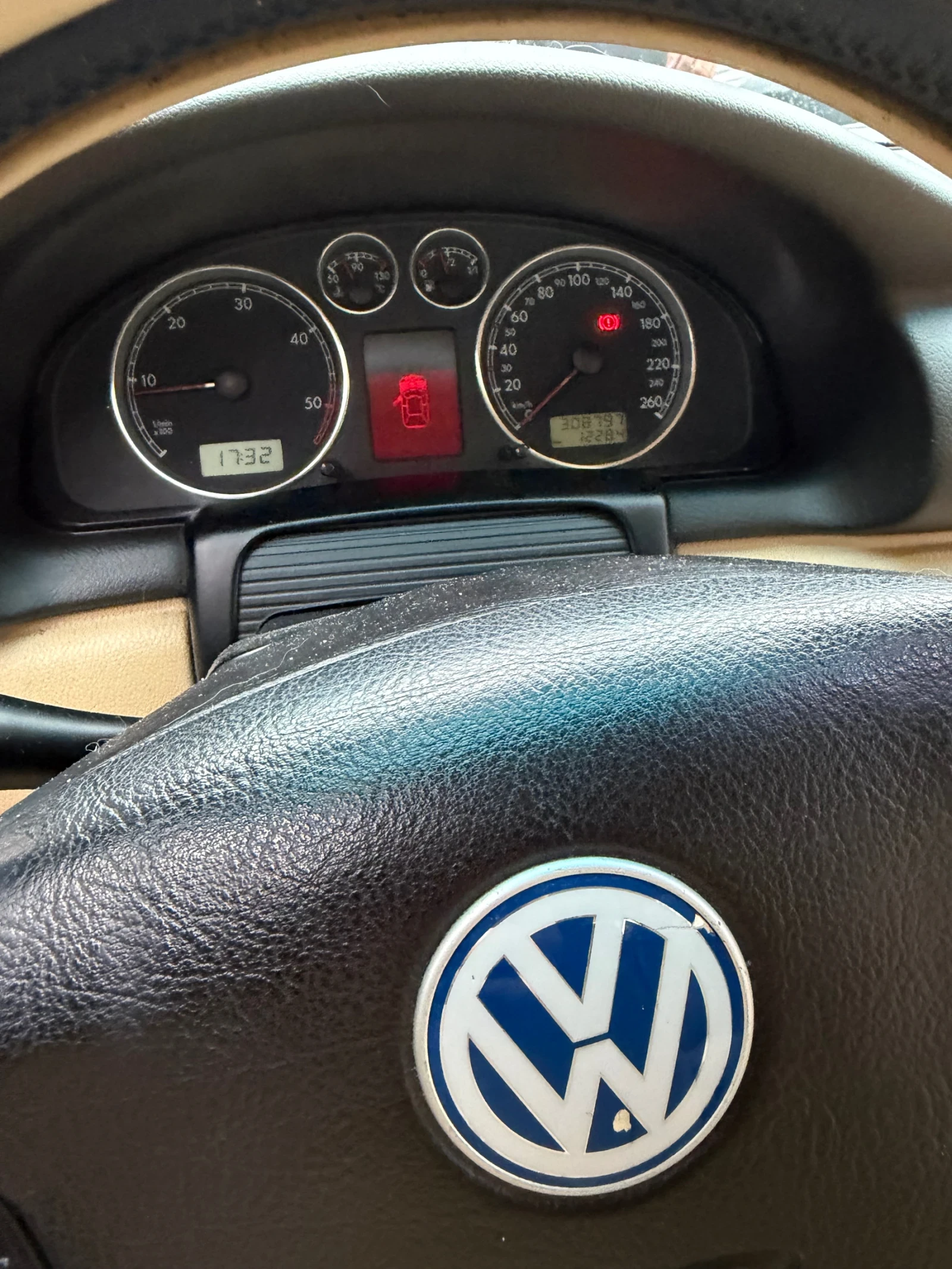 VW Passat B5.5, снимка 5 - Автомобили и джипове - 54057741