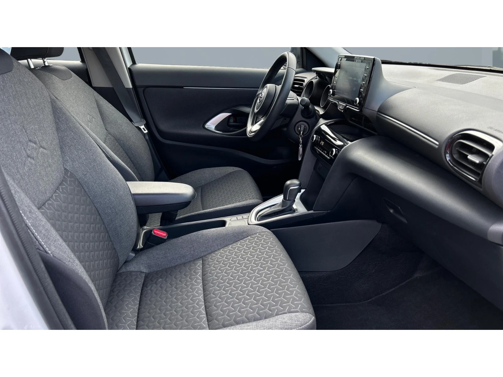 Toyota Yaris Cross Месечна вноска от 285  , снимка 6 - Автомобили и джипове - 54088814