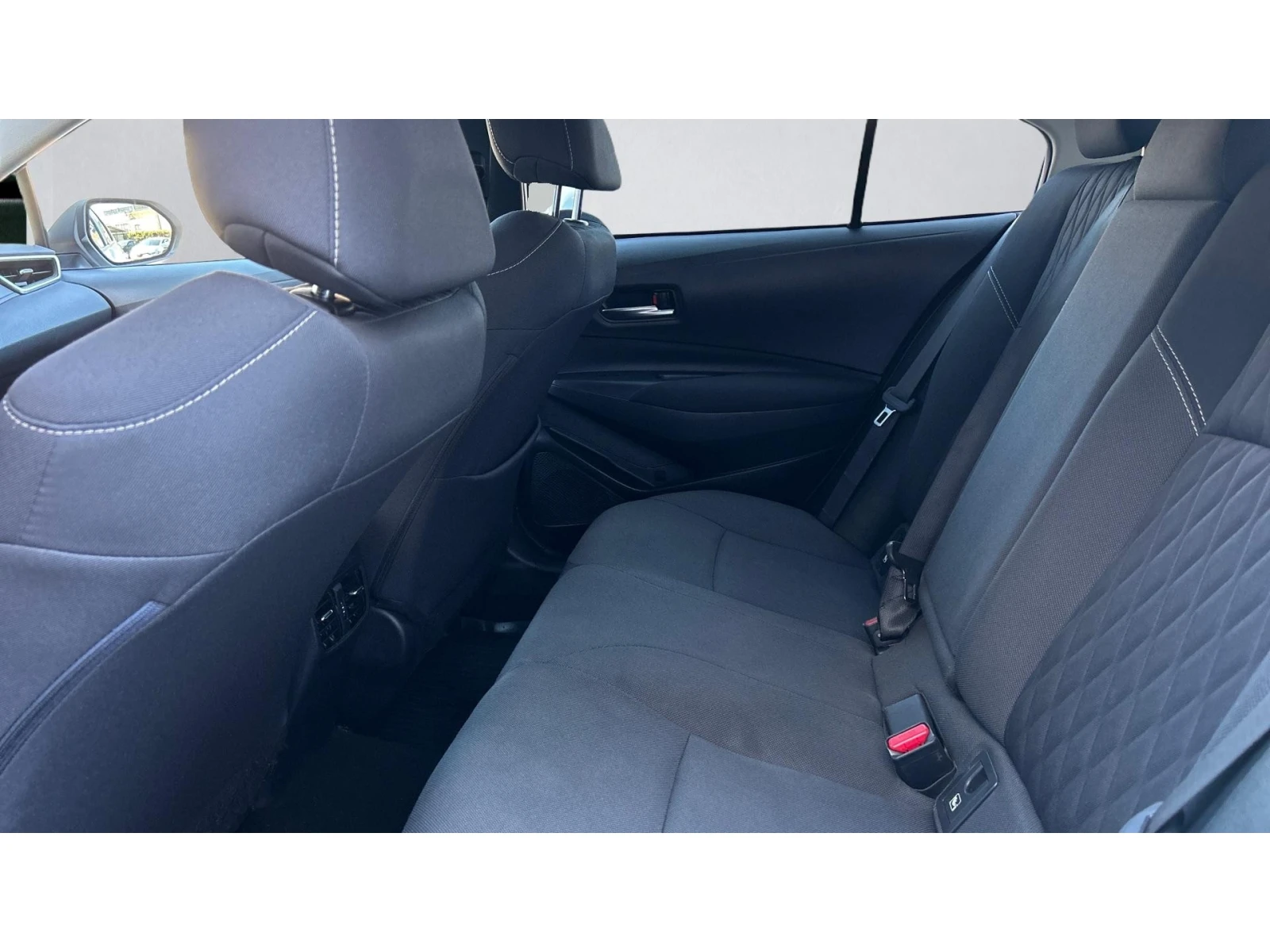 Toyota Corolla 1.5i A/T, Месечна вноска от 198  