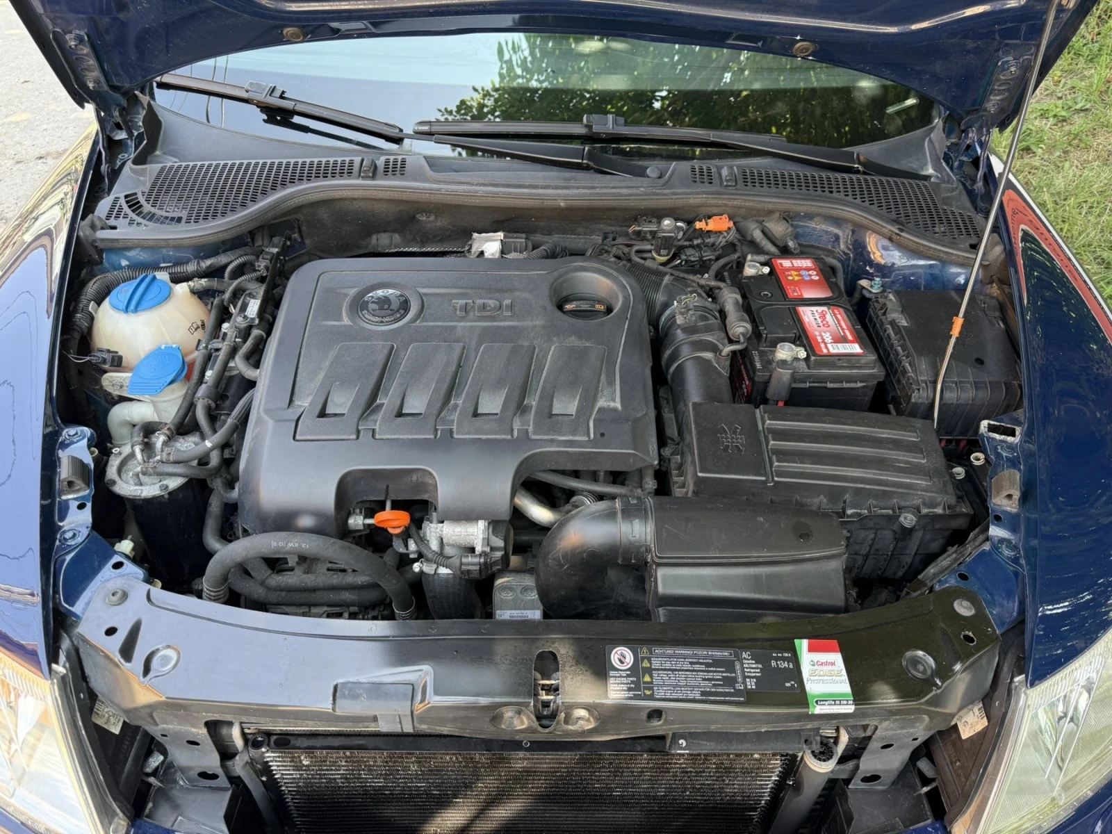 Skoda Octavia 2.0 Tdi 4x4 alldrive, снимка 13 - Автомобили и джипове - 54241852