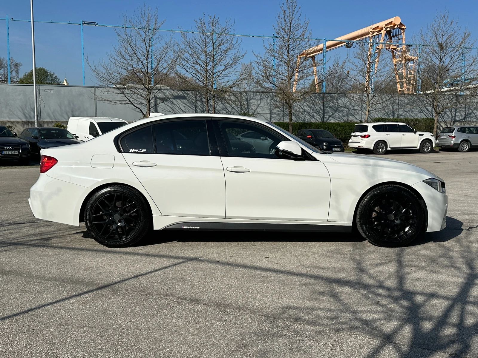 BMW 335 M-пакет/305кс, снимка 5 - Автомобили и джипове - 54250677