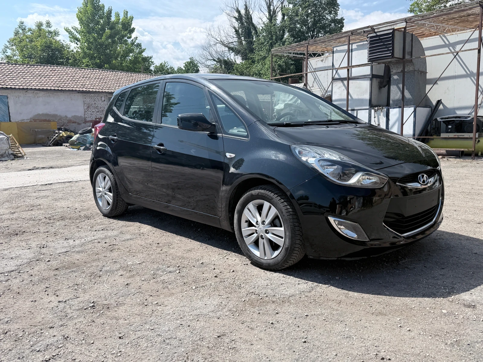 Hyundai Ix20 1, 6, снимка 2 - Автомобили и джипове - 54564848