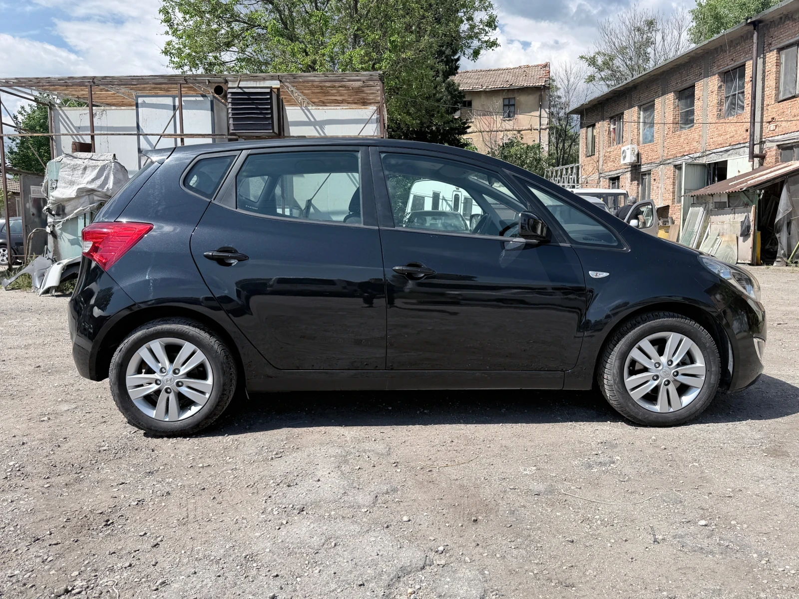 Hyundai Ix20 1, 6, снимка 5 - Автомобили и джипове - 54564848