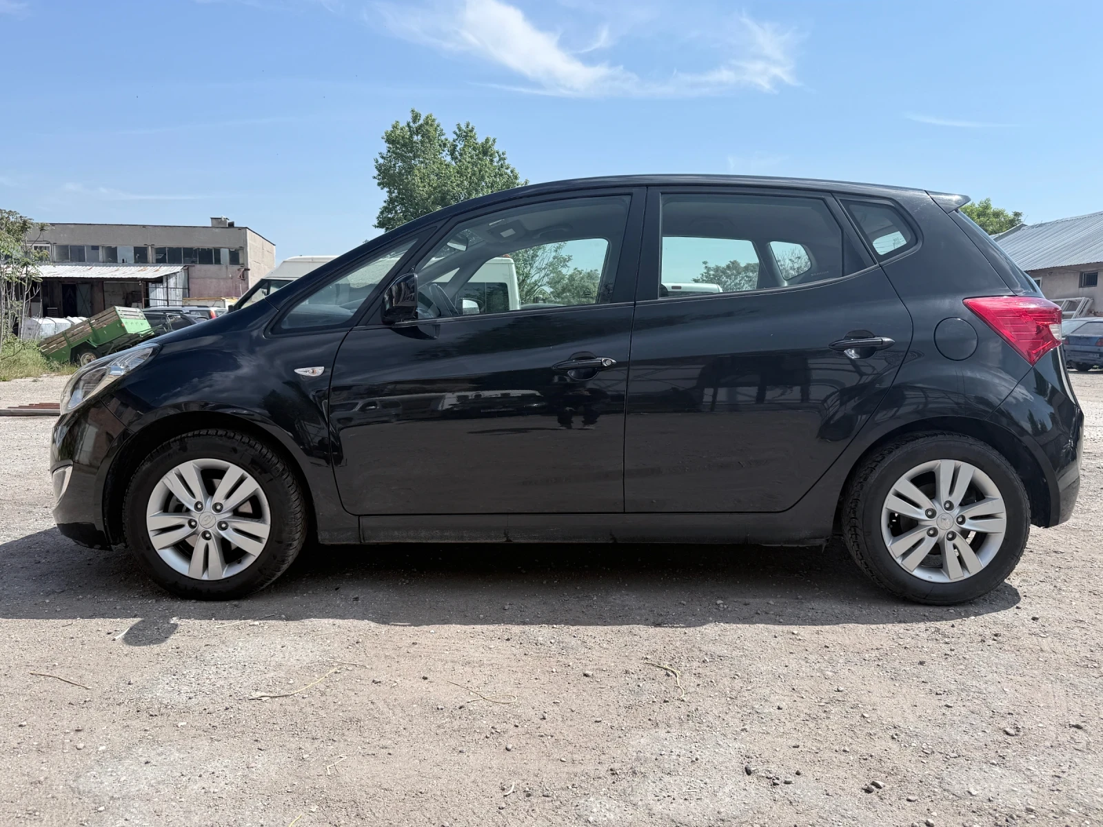 Hyundai Ix20 1, 6, снимка 6 - Автомобили и джипове - 54564848