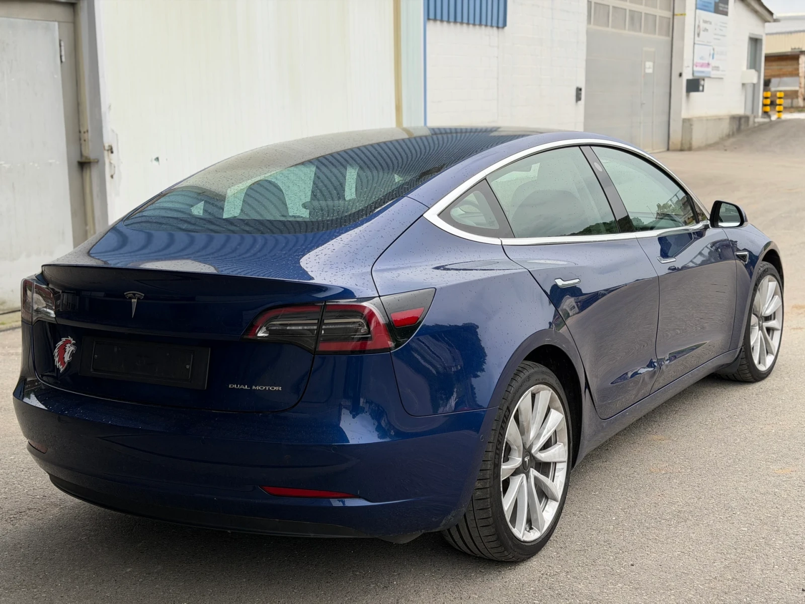 Tesla Model 3 LONG RANGE DUAL MOTOR  !!4х4 !! Швейцария !!!, снимка 3 - Автомобили и джипове - 54676034