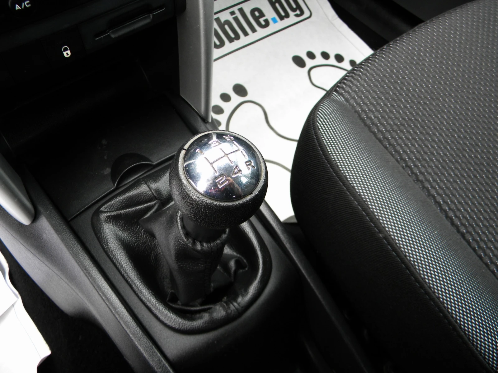 Peugeot 207 146000km* 1, 4i-ENERGIE* КАТО НОВО* EURO-5A* , снимка 17 - Автомобили и джипове - 54721710