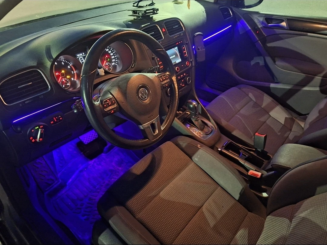 VW Golf, снимка 10 - Автомобили и джипове - 54757682