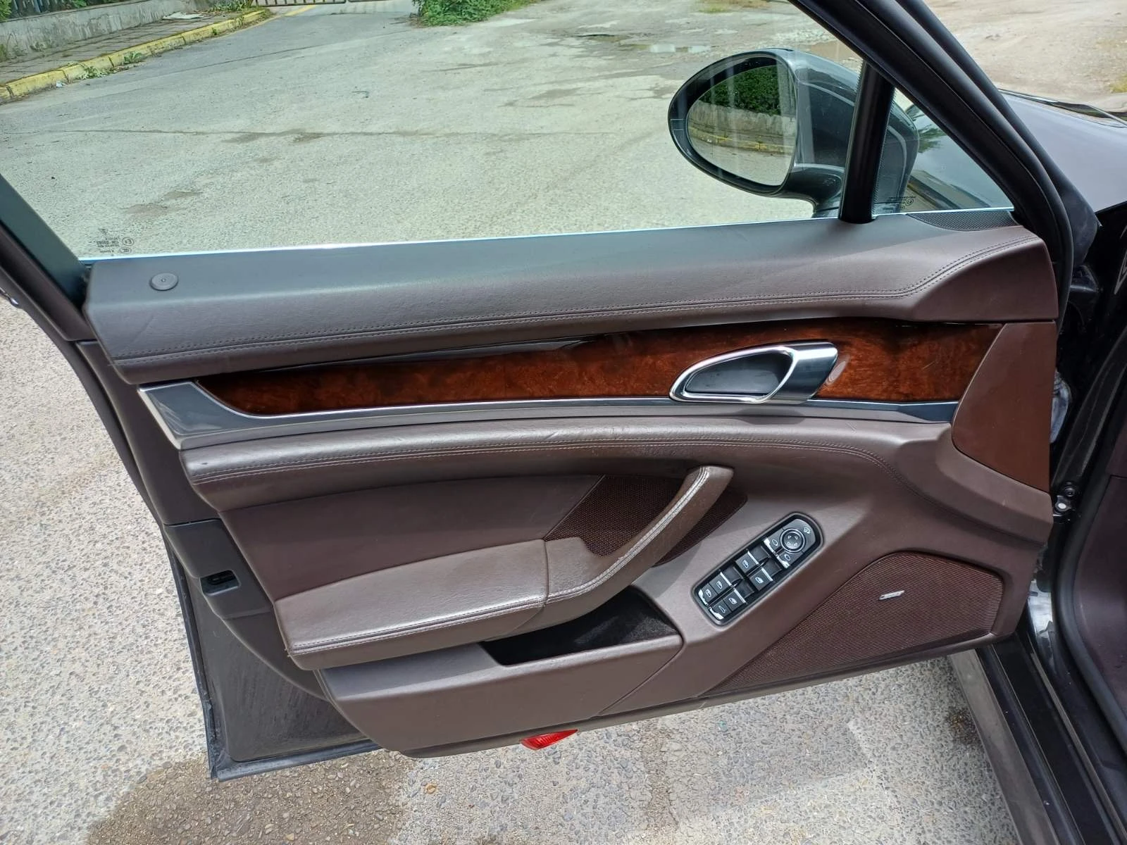 Porsche Panamera 4S 4.8i, снимка 11 - Автомобили и джипове - 54971649