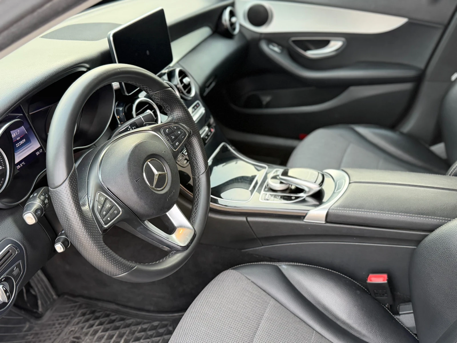 Mercedes-Benz C 220 Panorama /// Avangarde , снимка 6 - Автомобили и джипове - 55016358