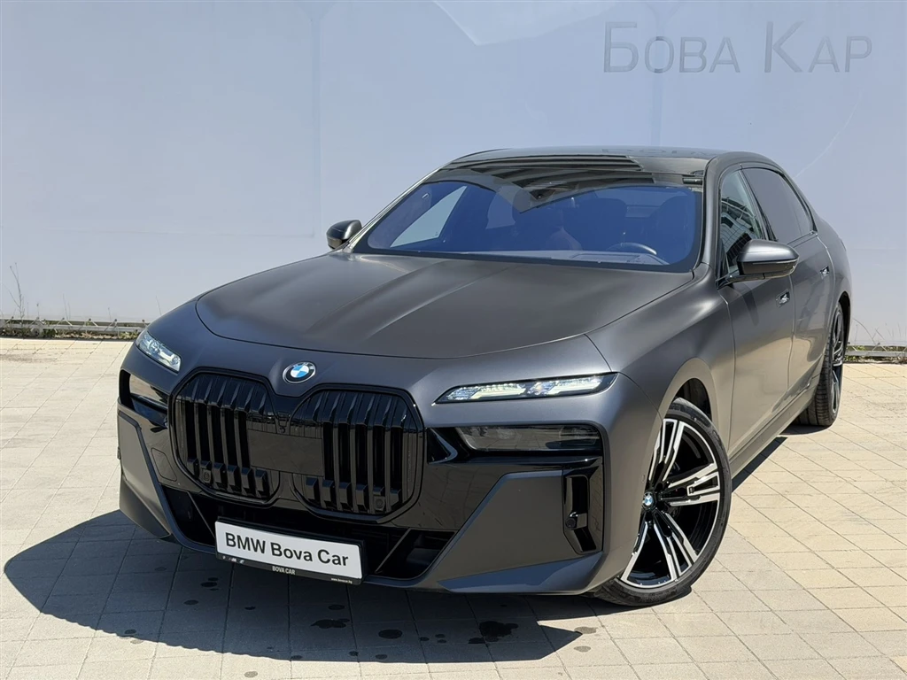 BMW 740 xDrive Sedan