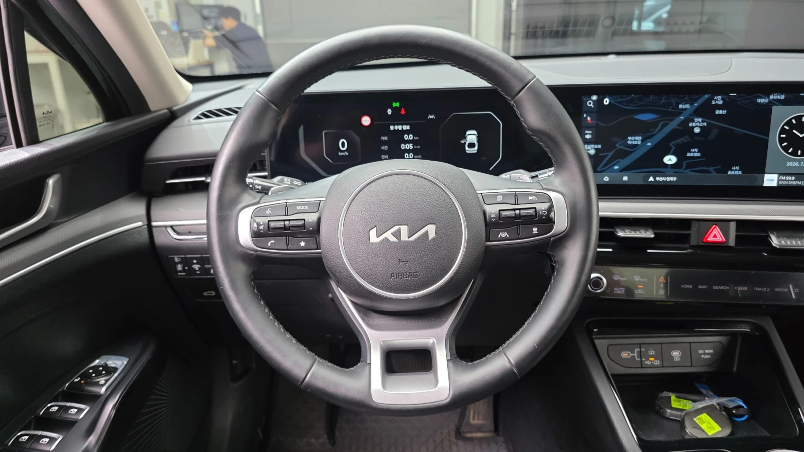 Kia K5 2.0 LPi, снимка 11 - Автомобили и джипове - 55409746